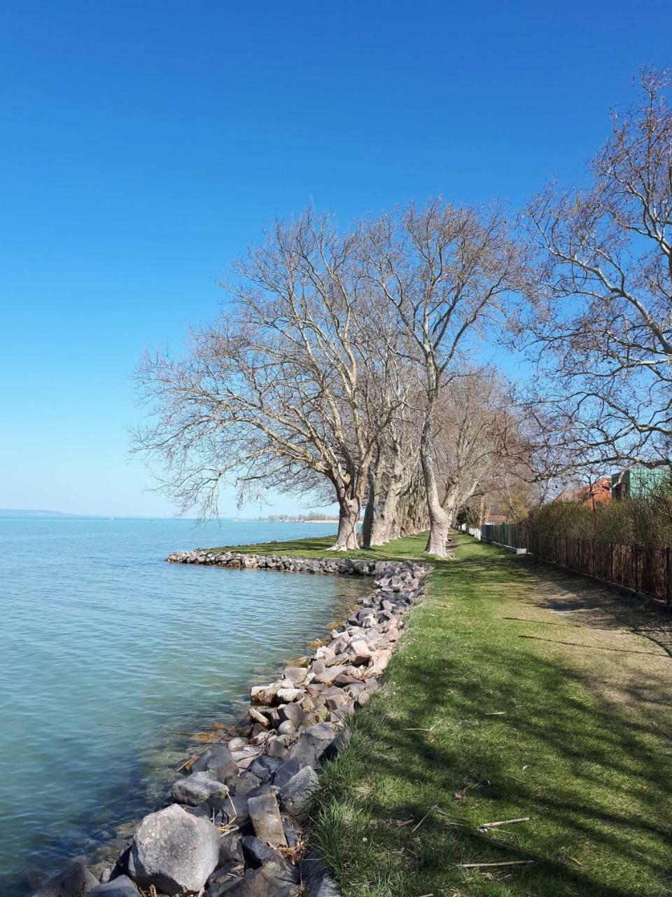 Balaton View Apartment Balatonboglár Екстериор снимка